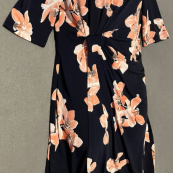 Connected Apparel Ladies Size 10 Multicolor Floral Short Sleeve Wrap Style Dress - Picture 2 of 16